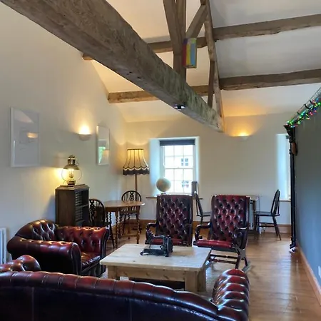 Riverside Bed and Breakfast 3*