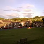 Riverside 3*