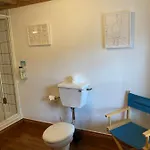 Riverside Bed & Breakfast 3*