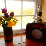 Bed & Breakfast Riverside