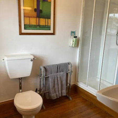 Bed and breakfast Riverside 3*