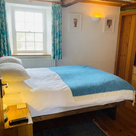 Riverside Bainbridge