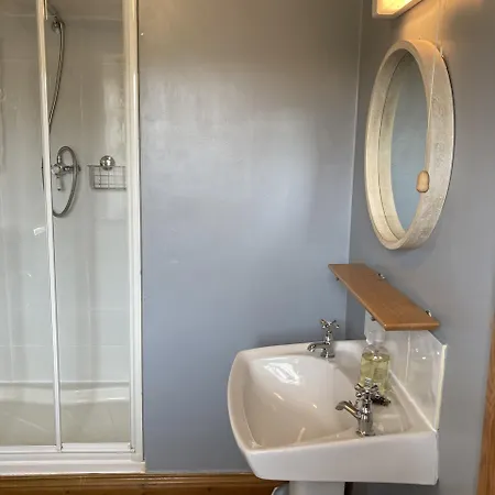 Bed & Breakfast Riverside 3*