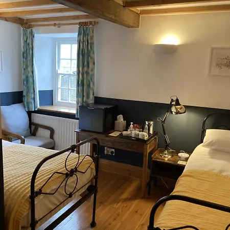 Riverside 3* Bainbridge