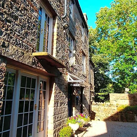 Riverside 3*