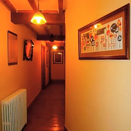 Riverside Bed and breakfast 3*