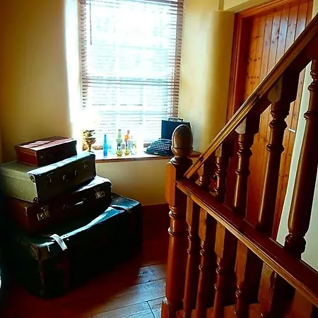Bed and breakfast Riverside 3*