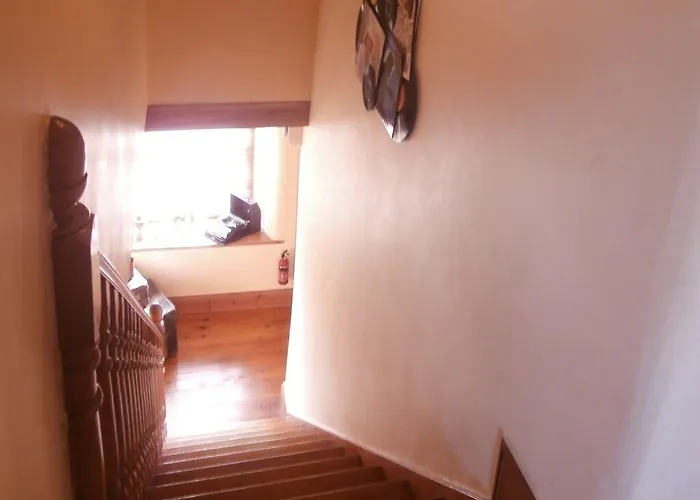 Riverside Bed & Breakfast 3*