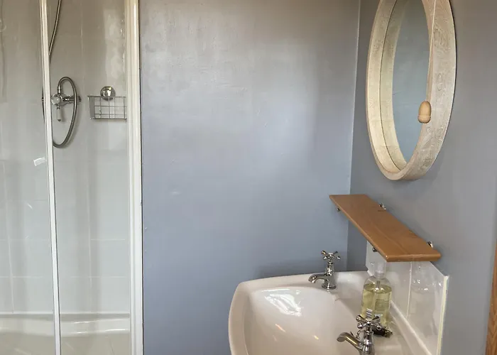 Bed & Breakfast Riverside 3*