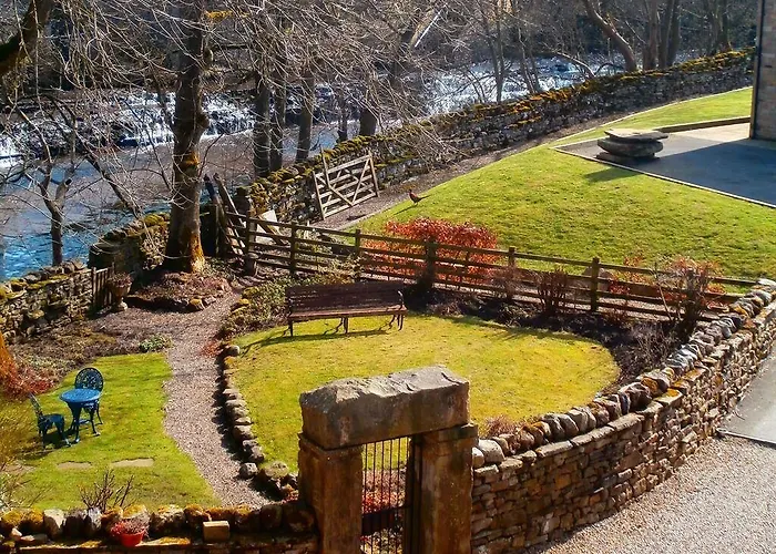 Riverside Bed & Breakfast